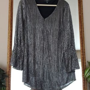 Alfani 1X black silver shimmering 3/4 length top